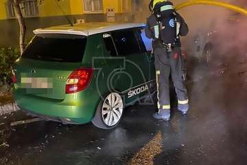 Arde otro vehículo en una vía pública de Telde/TA.